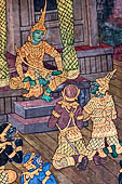 Bangkok Grand Palace, Ramakien murals of the gallery of the Wat Phra Kaew, Nil-ake (kneeling on the left) brings Piphek (kneeling on the right) to see Phro Ram 